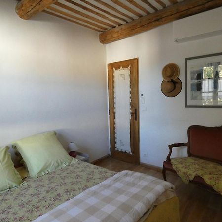 Duplex En Plein Centre Apartment LʼIsle-sur-la-Sorgue Екстериор снимка