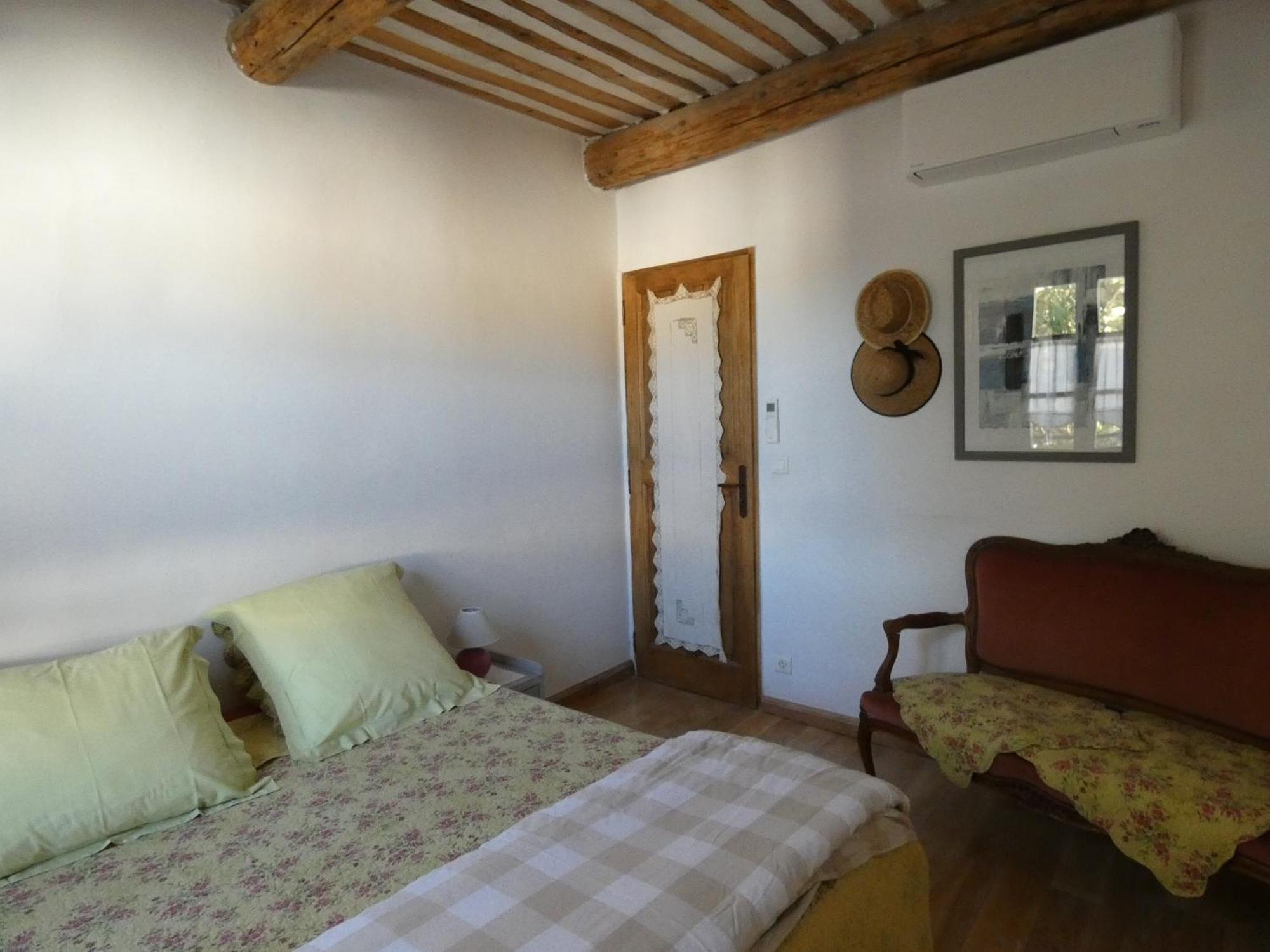 Duplex En Plein Centre Apartment LʼIsle-sur-la-Sorgue Екстериор снимка